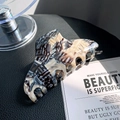 Large acetate hair claw clip with black and white marble texture on black leather background - Gray Beige 10cm