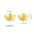 Detailed dimensions of 18K gold ginkgo leaf stud earrings showing size and weight - Ginkgo Earrings