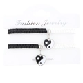 Par de pulseras trenzadas de la amistad con dijes de corazón Yin Yang en blanco y negro - Estilo de Dos Piezas Trenzado Tai Chi en Forma de Corazón (9090)