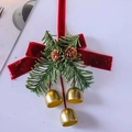 Décoration de Noël avec nœud en velours rouge, pommes de pin et cloches dorées sur blanc - Pendentif Trois Cloches Style Ins Coréen (10x16cm)