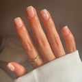 French press-on nails with yellow tips and white daisy floral patterns on pink base - Yellow French Daisy Style (JP2600)