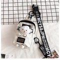 Bolso bandolera de lona blanca con peluche de alpaca y correa de nailon gráfica - Blanco con ovejita