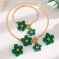 Detail of gold snake chain necklace and bracelet set with green flower pendants - Green Flower 3-Piece Set (Earrings+Anklet+Necklace)