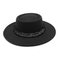 Elegante sombrero boater de fieltro de lana negro con cinta de tweed y flecos de moda - M (56-58cm) / Negro