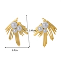Orecchini a perla vintage francesi in acciaio dorato a ventaglio di dimensioni 2,49x2,9cm - Orecchini a Bottone con Perle a Ventaglio Oro (ER-1102)