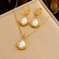 Vintage gold plated stainless steel jewelry set with baroque white pearls and earrings - Baroque Pearl Fluid Jewelry Set (N3191 E6209)
