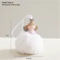 Pluche kerstengel hanger met witte imitatiebontbal en gouden harsvleugels kroon - Engel Stijl A (Witte Kroon)
