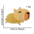 Simpatica toppa ricamata Capybara per vestiti con scala di misura 7x4.8cm - Toppa Animale 4# (Sdraiato)