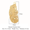 Ciondolo a piuma dorata in acciaio inossidabile per gioielli fai da te 33x14mm - Piuma (VC772)