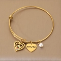 Verstelbare gouden MOM armband met moeder-kind hartbedeltje en een witte parel - Roze Blauw Emaille Moeder-Kind Stijl (KB203620-Z)
