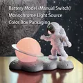 Astronaut Saturn night light on moon base, battery operated with gift box packaging - Silver B-Style Astronaut - Battery Version (No.10)