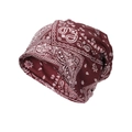 Bonnet bordeaux avec motif bandana paisley blanc sur tissu doux et confortable - Rouge foncé