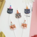 Set of 5 colorful cartoon cat birthday candles with party hats for cake decoration - Colorful Kitten Candle