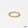Anello delicato in acciaio inossidabile dorato con un giro completo di cristalli pavé - US 7 / Stile Dorato Eternity Con Zirconia (B399)