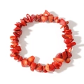 Macro di bracciale elastico con perline irregolari in pietra rossa naturale - Rosso