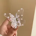 Elegante fermaglio per capelli a farfalla in resina trasparente con perle bianche e oro - Pinza per capelli a farfalla con perle puntinate
