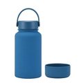 Blue 650ml stainless steel sports water bottle with matte finish and silicone base - 650ml / Lake Blue