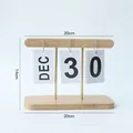 Calendrier perpétuel européen en bois avec support en métal doré de couleur naturelle - Calendrier en Bambou Naturel (Assemblé)