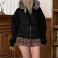 Schwarzer Damen Kapuzenpullover mit braunem Kunstfellkragen und Vintage-Look - S / Schwarz