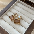 Elegant geometric gold earrings with amber faceted stones on a vintage velvet box - 83# Rhinestone Trapezoid Stud Earrings (Silver Earring Post) / Brown