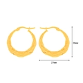 Orecchini a cerchio dorati in acciaio inox con texture bambù, alti 29mm e larghi 27mm - E0099 Stile Bambù Sezionato