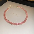 Elegante gargantilla bañada en oro con doble fila de diamantes de imitación rosas - Rosa