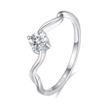Eleganter S925 Silberring in Wellenform mit 0.3CT Moissanit auf weißem Hintergrund - US 5 / Moissanit