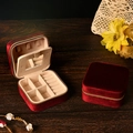 Portable square velvet jewelry box in burgundy with mirror and zipper closure - Velvet Wine Red (With Mirror)