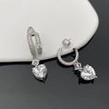 Élégantes créoles en argent avec zircons en forme de cœur et sertissage raffiné - Boucles d'Oreilles Longues Cœur Argenté