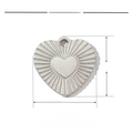Vue détaillée des dimensions d'un pendentif cœur en acier de 12 mm avec texture rayonnante - Coeur Rayonnant Acier (VG246x3)