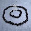 Handmade necklace and bracelet set with irregular black natural stones and silver-tone chain - Bracelet / Obsidian