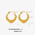 Golden bamboo texture heart hoop earrings in 18K gold plated stainless steel - Gold - Bamboo Texture Style (ZN675)