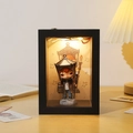 Schwarzer Hohlrahmen-Schaukasten mit warmem LED-Licht und kleiner Miniatur-Figur - 10*15.2cm / Schwarz - Einzelrahmen Ohne Licht