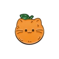 Spilla smaltata gatto arancione con design a forma di frutta e dettagli foglia verde - Gatto Arancione (XZ8398)