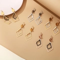 Pendientes geométricos de rombo en acabados oro, plata y negro con diseño elegante - Patchwork de Rombos Geométricos (KE86823-KFC) / Dorado