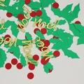 Détail de confettis Noel dorés avec feuilles de houx vertes et points rouges décoratifs - Feuilles de Baies + Noel Pailleté Or