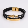 Dettaglio del bracciale multistrato in pelle nera con chiusura magnetica in acciaio dorato - Pelle intrecciata multistrato con chiusura magnetica in acciaio inossidabile (Stile 2)