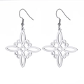 Symmetrische silberne keltische Knoten-Ohrringe aus Edelstahl mit elegantem Haken-Design - Stahlfarben