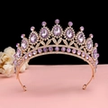 Corona barocca oro rosa con strass bianchi e pietre preziose viola dal design elegante - Viola