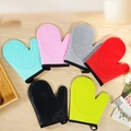 Guanti da forno in silicone resistenti al calore nei colori menta, rosa, grigio, rosso e nero - Stile B Due dita Corto