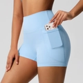 Détail du short de yoga bleu clair taille haute avec poche latérale pour téléphone - S / Bottoms / Bleu Ciel