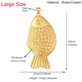 Grand pendentif poisson en laiton doré avec cœur en zircon, 49mm long, finition polie luxe - Grand Pendentif Poisson Doré