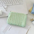 Detail der mintgrünen Pailletten-Chiffonblumen-Geldbörse mit Reißverschluss für Zubehör - Minzgrün