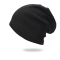 Klassische schwarze Strickmütze Beanie mit weicher vertikaler Rippstruktur im Slouch-Design - Einheitsgröße / Schwarz
