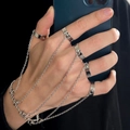 Silbernes Punk-Ring-Armband-Set mit eleganten Ketten für Hand und Finger - Silber Fünf-Ring-Stil (S1111)