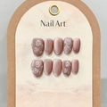 Handgemaakte cat-eye kunstnagels in roze mist met handgeschilderde bloemen - Extra Klein (XS) / 1570 Kort Ovaal