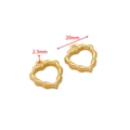 Ciondolo a cuore dorato con trama a bambù in metallo, diametro 20mm con misure - Ciondolo a Cuore con Trama di Bambù Dorato da 20 mm