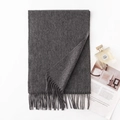Dunkelgrauer Wollschal mit Fransen und weicher Textur für Winterwärme - 7102-4 Dunkelgrau / 30*180