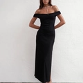 Elegantes, schulterfreies schwarzes Netzkleid mit Schlitz und schmaler Passform für Damen - S / Schwarz