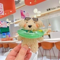 Porte-clés chien en peluche beige avec lunettes de soleil et bouée verte - Style Teddy Beige / Chien avec Bouée Verte